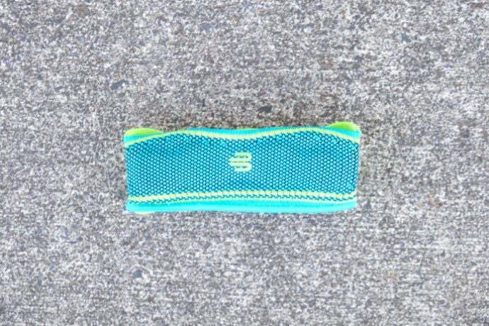 ＜BAUERFEIND＞SPORTS KNEE STRAP