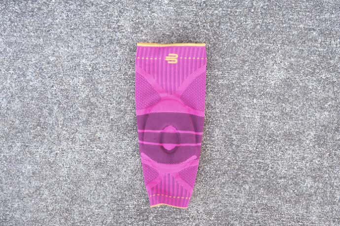 ＜BAUERFEIND＞SPORTS KNEE SUPPORT