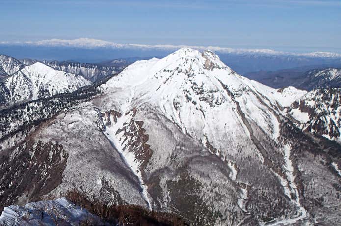 霞沢岳からの焼岳