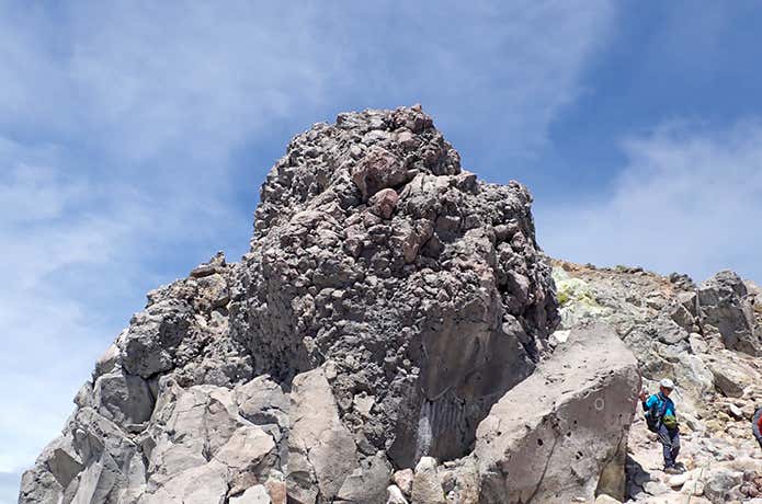 焼岳　山頂付近の熔岩