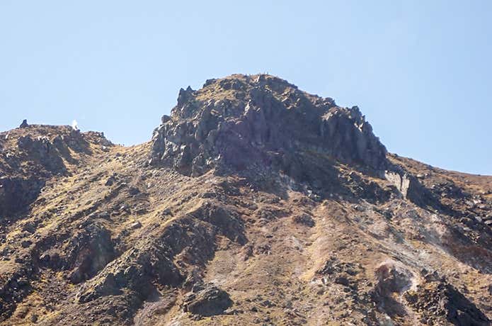 焼岳　中尾峠から遠望した山頂部