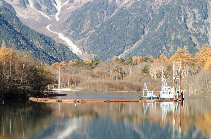 大正池の浚渫作業