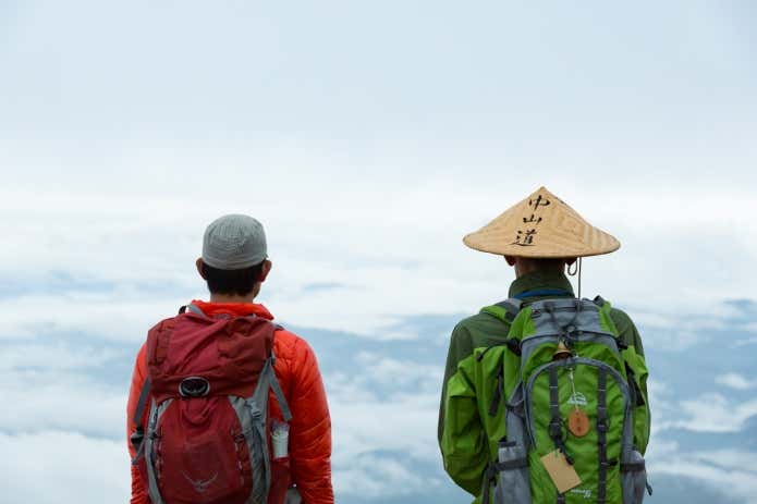 山岳お遍路のガイドをする廣田さん