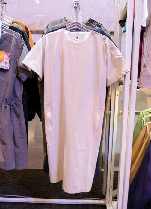 ワークマン　入ストレッチUVリラックスワンピ―ス