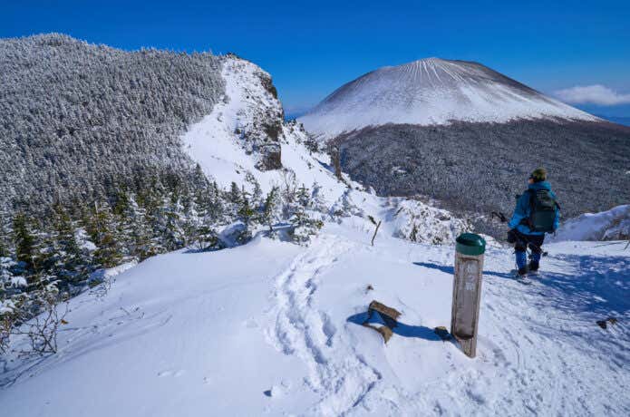 初めてのハードシェル選び！雪山初心者におすすめの9モデル