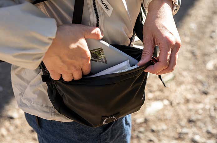 山と道Zip Packの大きな開口