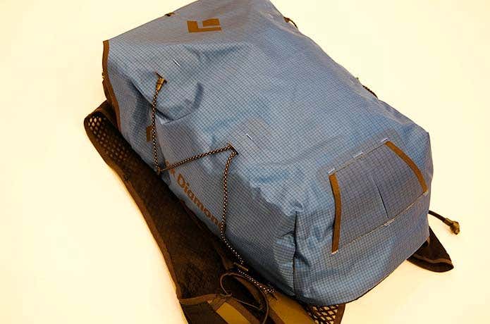 大型　トレランザック　15L