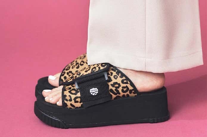 SHAKA サンダル