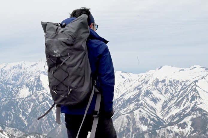 軽くて強い「アルパインザック」が登山をアクティブに変える