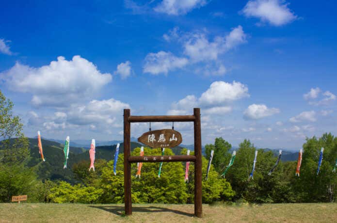 陣馬山　鯉のぼり
