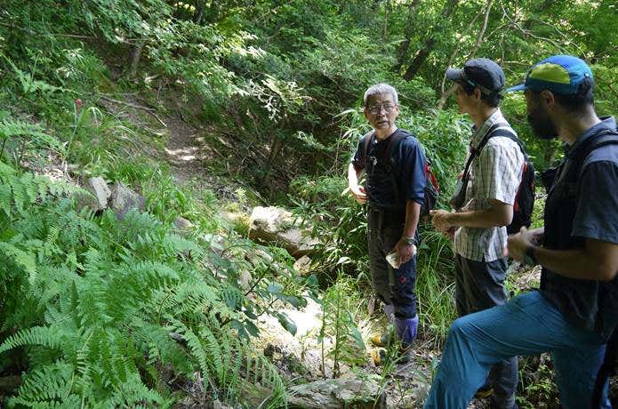 登山道整備の話を聞く