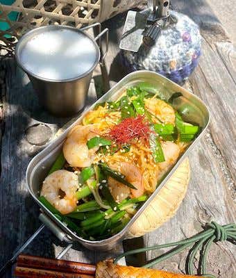 メスティン　レシピ　ニラたっぷり焼きそば