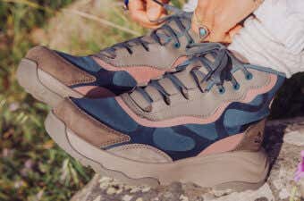 【関税込み】Teva ベージュ Geotrecca RP ブーツ Men's Geotrecca RP Lightweight Hiking Boot | Teva®