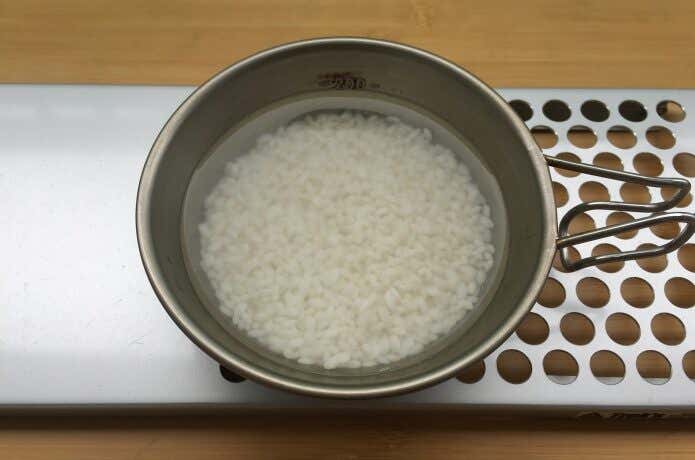 シェラカップ炊飯　浸水