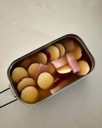 メスティンマニア　レシピ　さつまいもとベーコンの炊き込みご飯