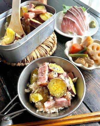 メスティンマニア　レシピ　さつまいもとベーコンの炊き込みご飯