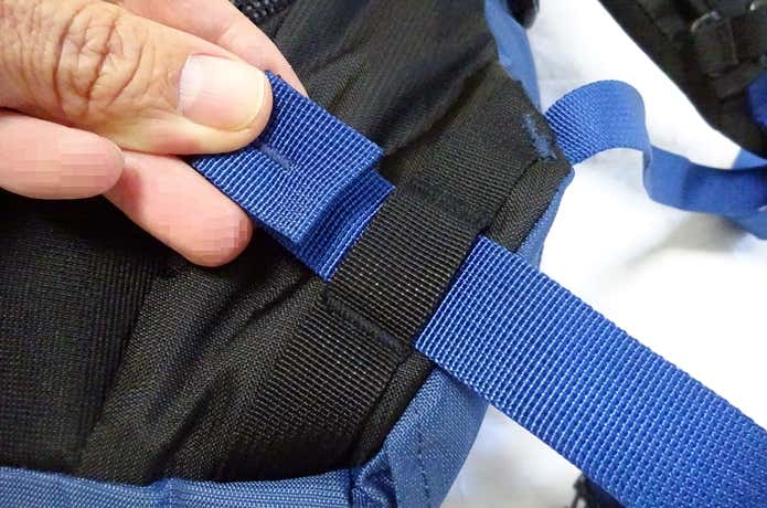 簡単に外せるヒップベルト