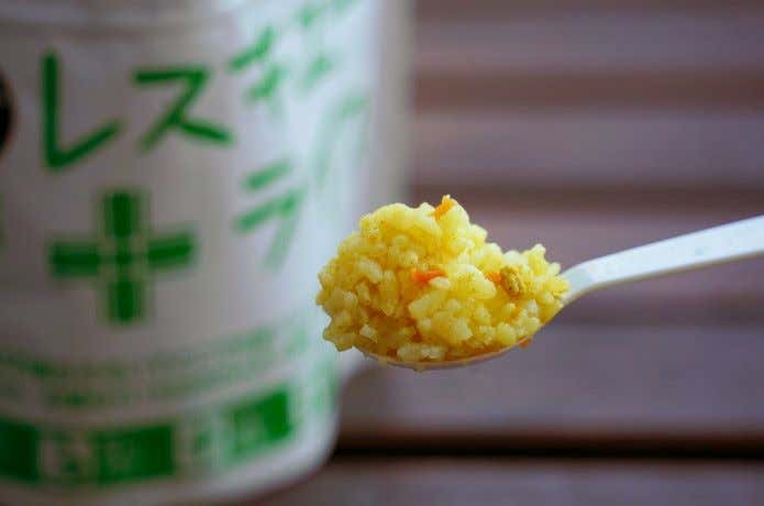 出来上がった「レスキューライス ドライカレー」