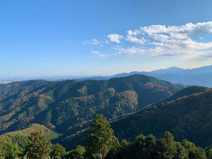 城山〜高尾山と丹沢・大山の眺望
