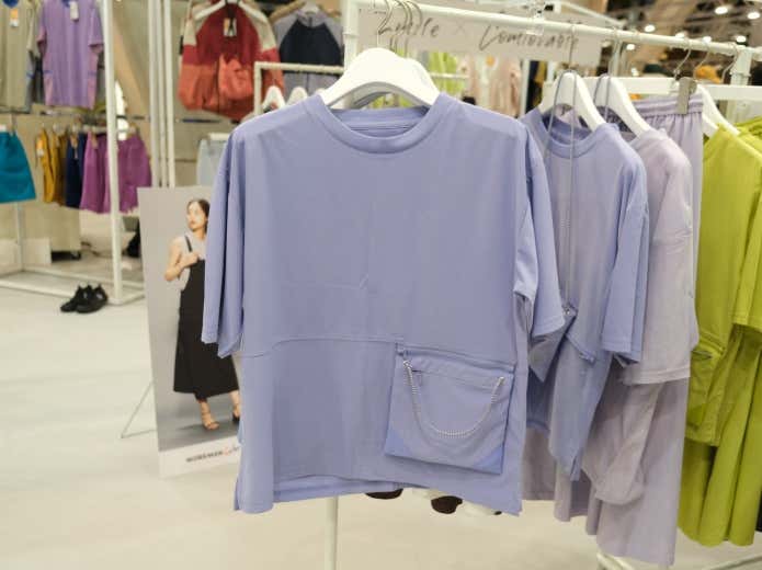 ワークマンレディース　サコッシュ付きTシャツ