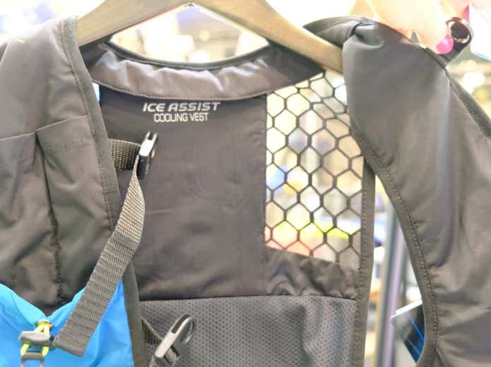 ベルオアシス使用遮熱マイナス7度アクティブトレイル冷感高吸水ベストの背面メッシュ