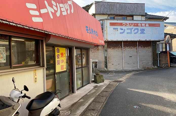 浜金谷駅から鋸山車力道コース登山口への道