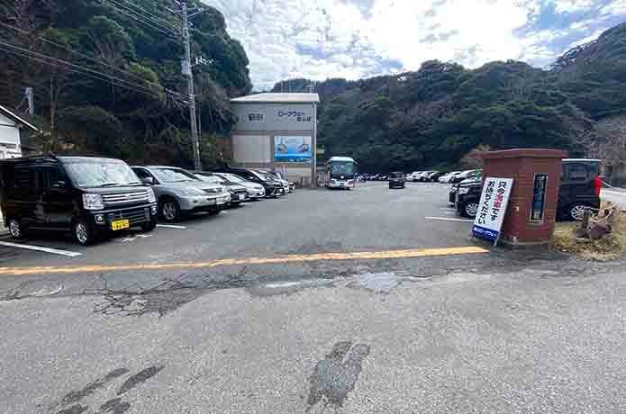 鋸山ロープウェーの駐車場