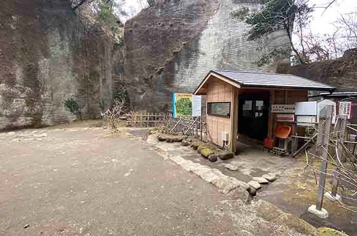 日本寺の北口管理所