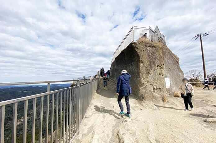 鋸山日本寺の山頂展望台