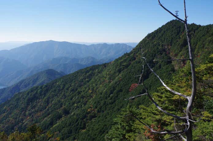明神山　馬の背