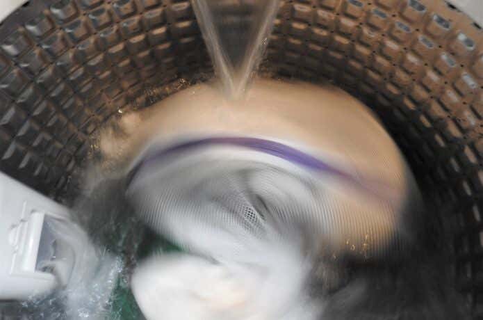 洗濯機でタイツを洗う