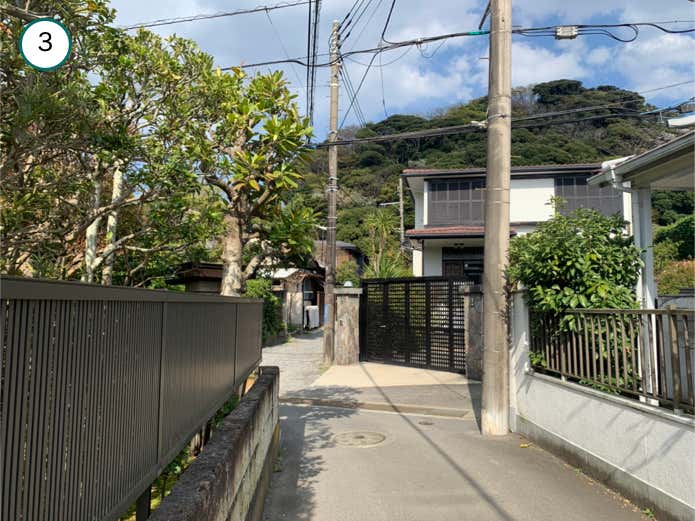 住宅街の中の路地