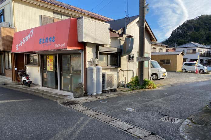 浜金谷駅から鋸山登山口に向かう分岐