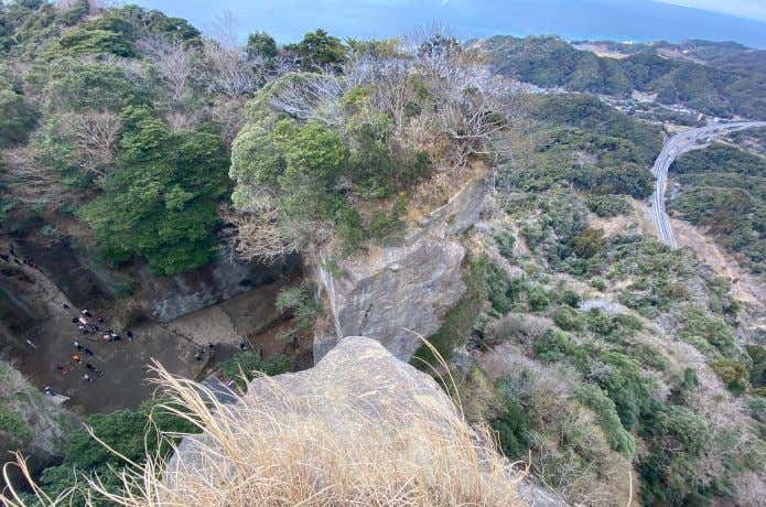 鋸山日本寺の地獄のぞきからの景色