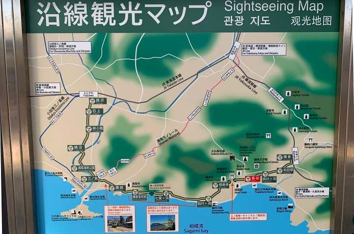 長谷駅にある沿線観光マップ