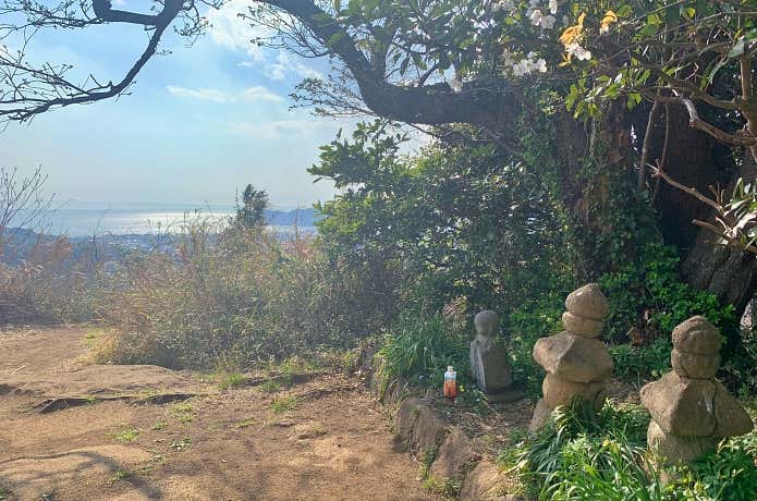 衣張山山頂