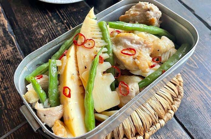 メスティンマニア　レシピ　たけのこと鶏肉のアーリオオーリオ