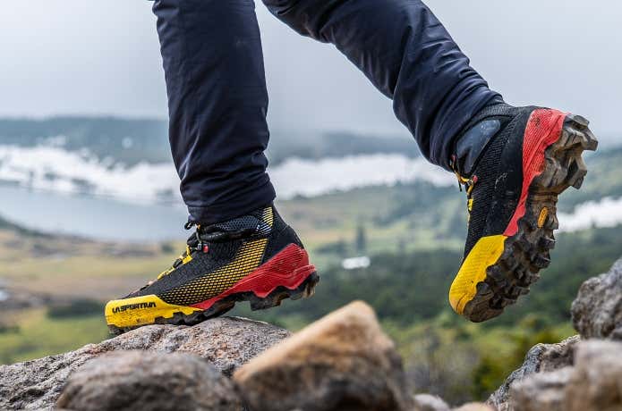 LA SPORTIVA（スポルティバ） 登山靴 トレッキングシューズ-