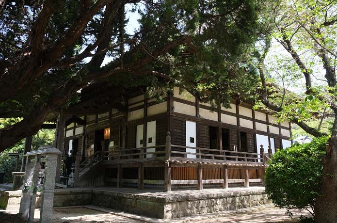 宝戒寺