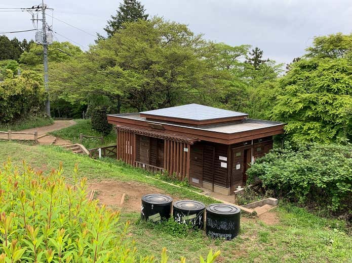 城山山頂のトイレ