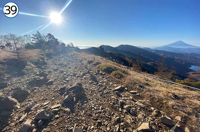 ㊴平坦な登山道