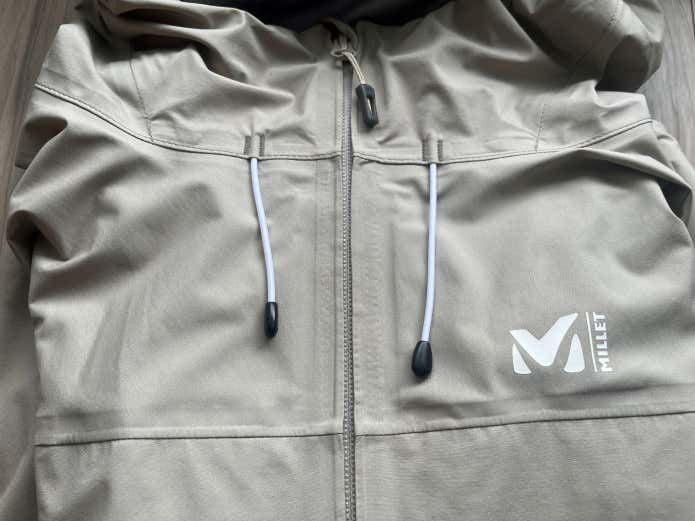 この着心地は衝撃……。買ってよかった!マイヒット「レイン この着心地は衝撃……。買ってよかった!マイヒット「レイン