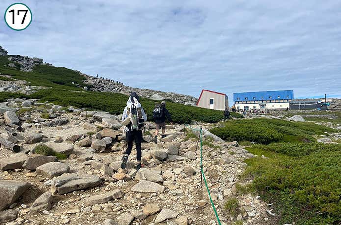 ⑰宝剣山荘への登山道