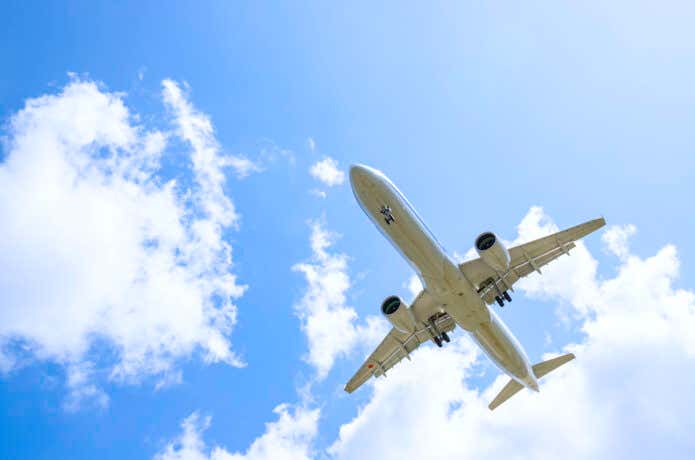 空の飛行機