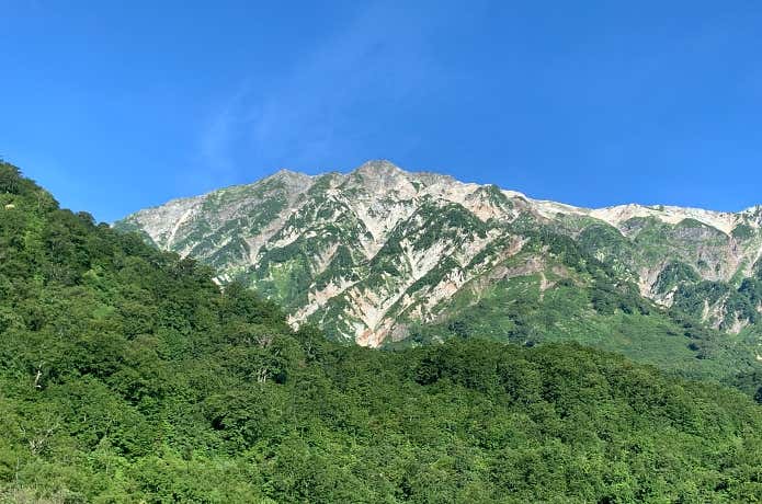 猿倉から見上げた白馬岳