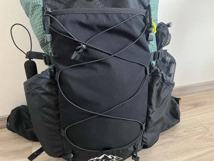 超軽量なのに便利機能が盛りだくさん!テント泊登山を快適にして 超軽量なのに便利機能が盛りだくさん!テント泊登山を快適にして