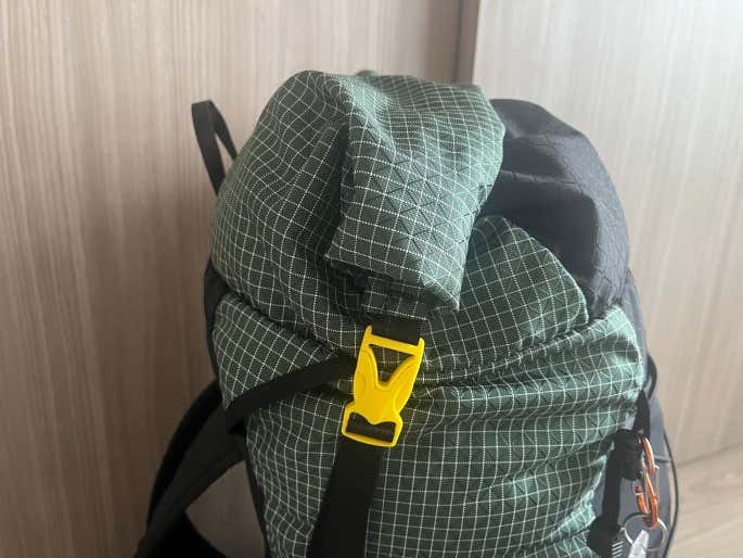 超軽量なのに便利機能が盛りだくさん!テント泊登山を快適にして 超軽量なのに便利機能が盛りだくさん!テント泊登山を快適にして