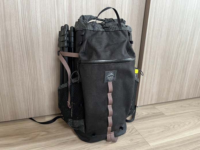 登山　三脚