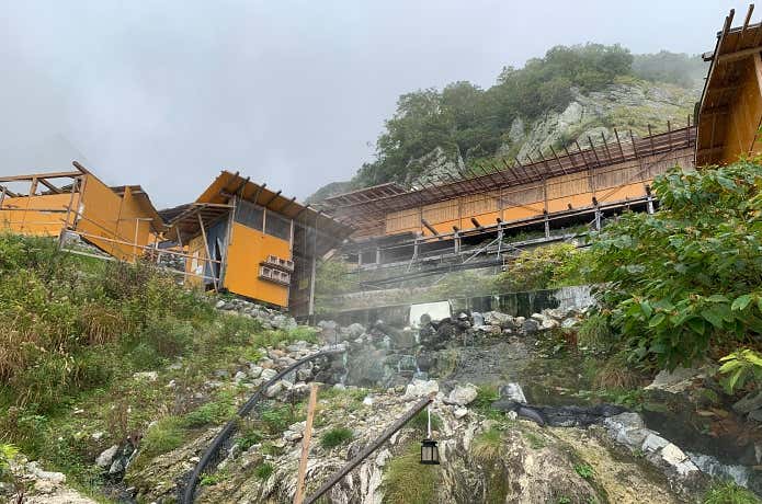 白馬鑓温泉小屋