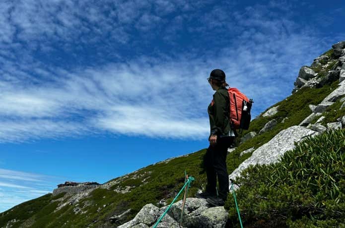 アディダスのトレッキングシューズで登山